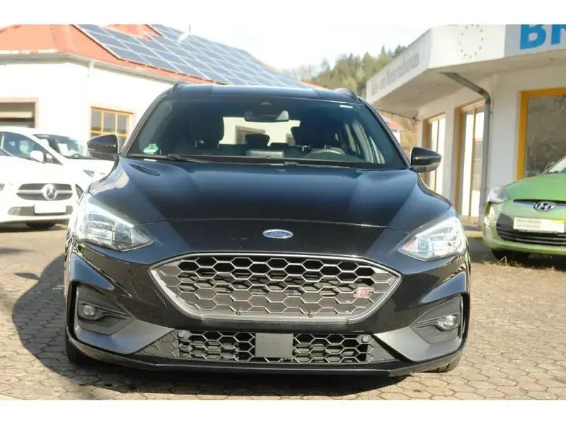 Gebraucht Ford Focus Performance Edition 190 PS (139 kW) 2020 Schwarz Limousine
