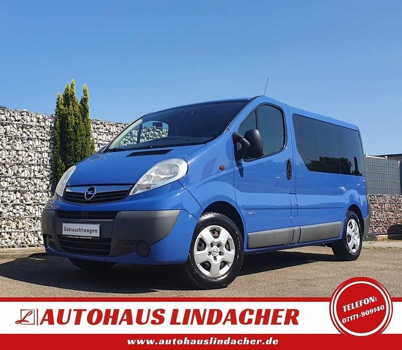 Tintenblau Gebraucht 2013 Opel Vivaro Van | 14.790 € - Bild 1/4