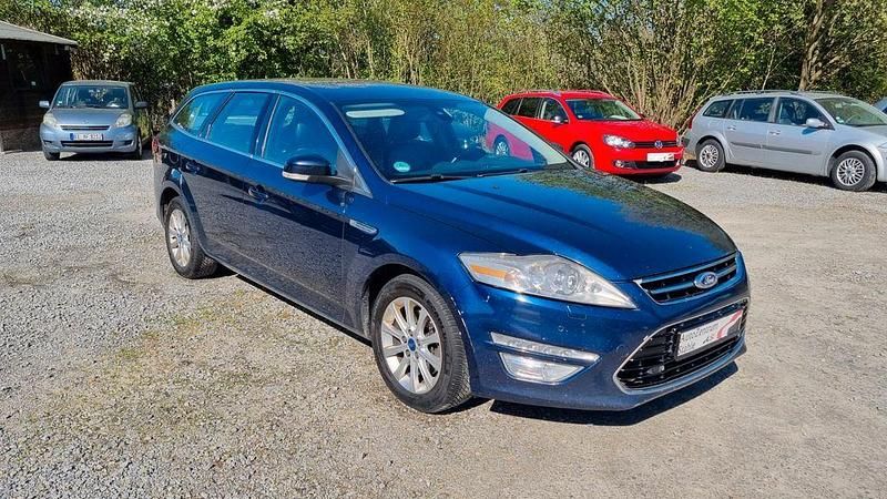 Gebraucht Ford Mondeo Titanium 200 PS (147 kW) 2012 Blau Limousine