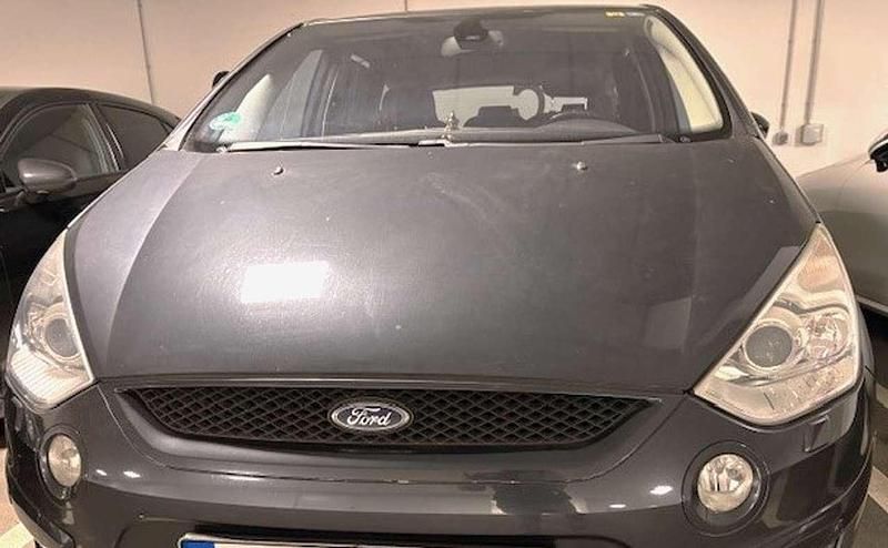 Gebraucht Ford S-MAX Titanium 160 PS (117 kW) 2008 Grau Van / Kleinbus