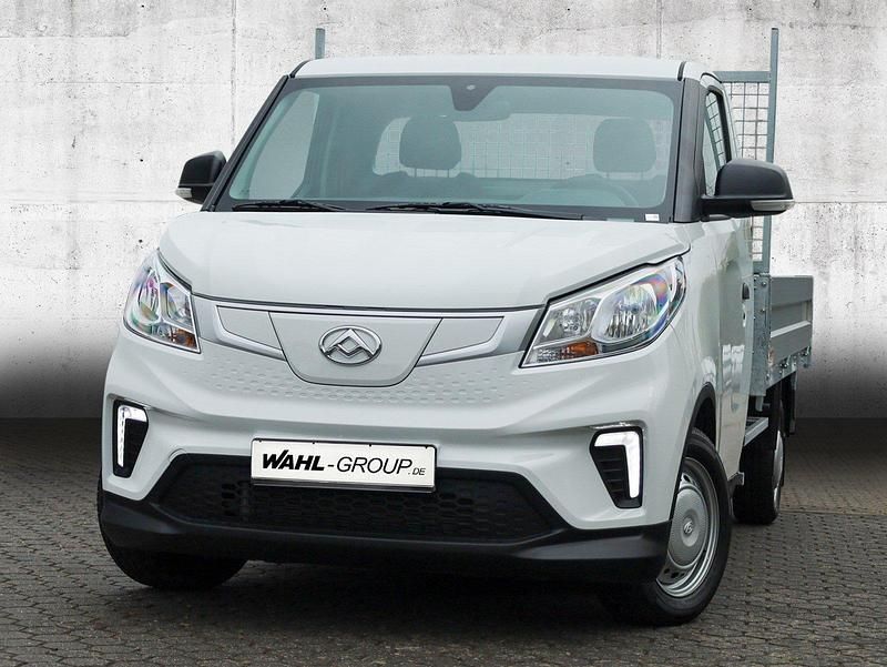 Neu Maxus eDeliver 3 130 kW (177 PS) 2025 Weiß Van