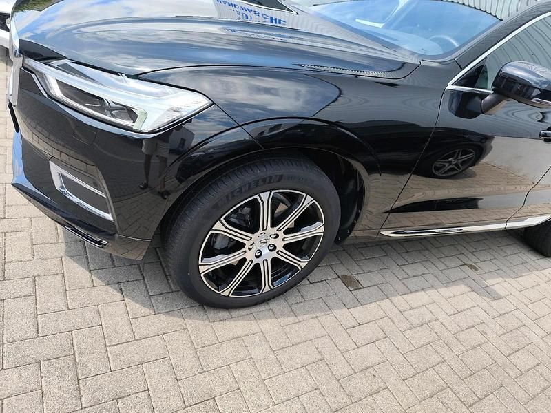 Schwarz Gebraucht 2020 Volvo XC60 SUV | 38.490 € (Fairer Preis) - Bild 1/4