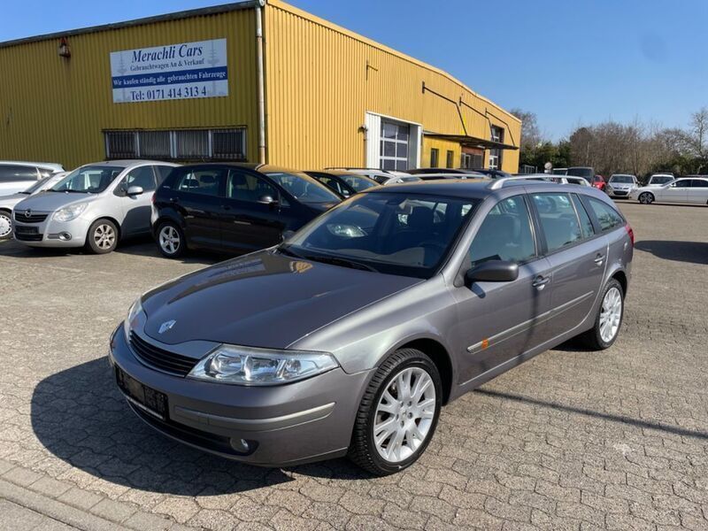 Grau Gebraucht 2001 Renault Laguna II Dynamique Kombi | 1.650 € (Teuer) - Bild 1/4