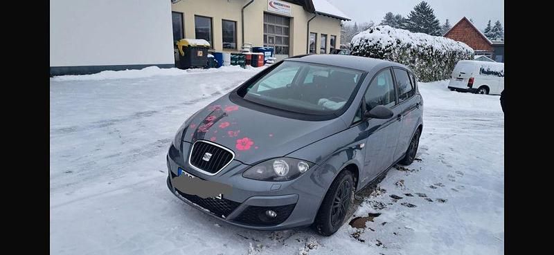 Grau Gebraucht 2013 Seat Altea Copa Limousine | 1.590 € (Superpreis) - Bild 1/2