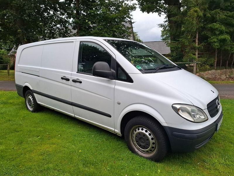 Gebraucht Mercedes Vito 116 PS (85 kW) 2009 Weiß Van