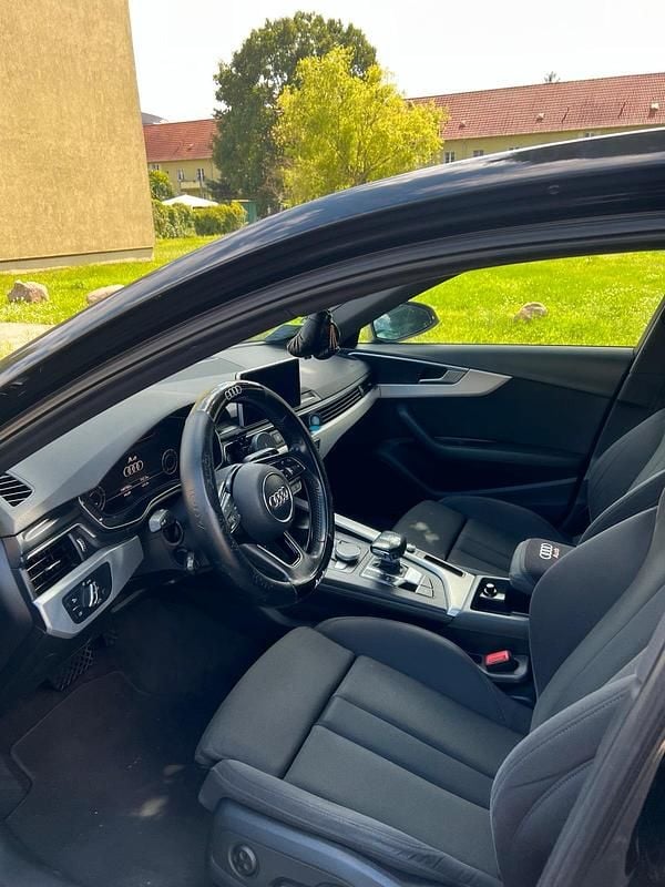 Gebraucht 2017 Audi A4 Limousine | 16.800 € (Guter Preis) - Bild 1/4