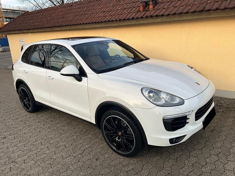 Gebraucht Porsche Cayenne 262 PS (192 kW) 2015 Weiß SUV