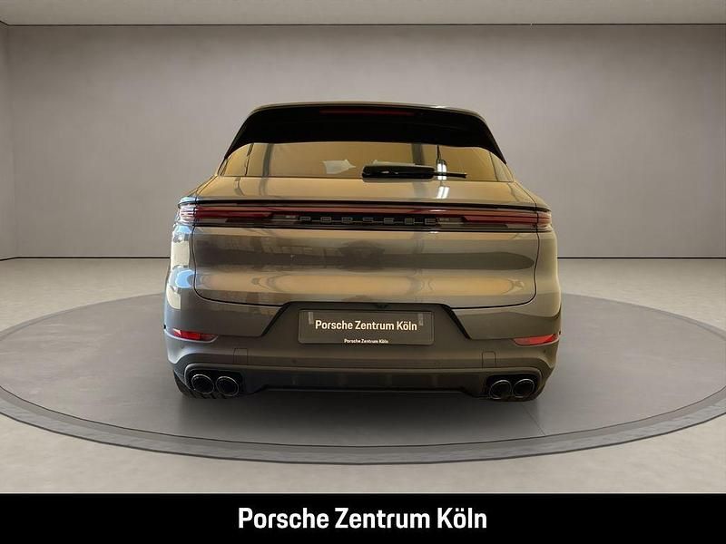 Gebraucht Porsche Cayenne 470 PS (345 kW) 2025 Grau SUV