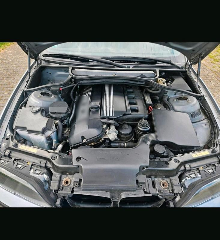 Gebraucht BMW 320 170 PS (125 kW) 2004 Grau Kombi