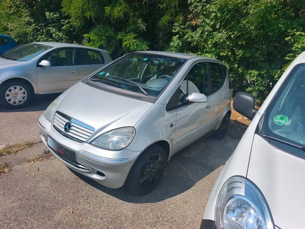 Gebraucht Mercedes A160 Classic 102 PS (75 kW) 2004 Silber Van / Kleinbus