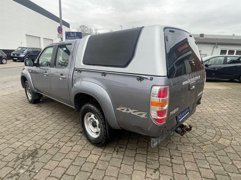 Gebraucht Mazda BT-50 143 PS (105 kW) 2010 Grau Abholung