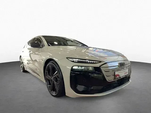 Neu Audi S6 e-tron Sport 369 kW (503 PS) 2025 Beige Kombi
