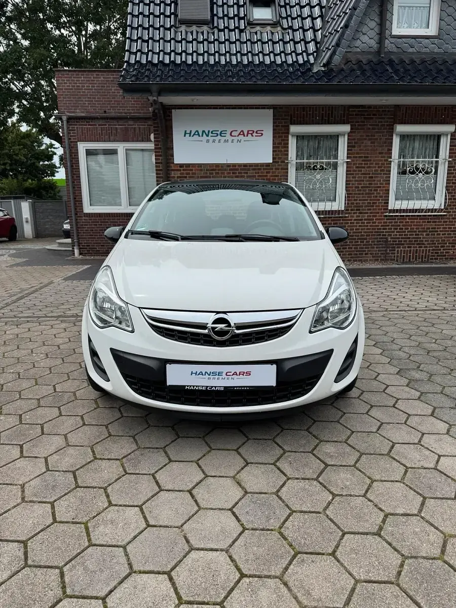 Gebraucht Opel Corsa 87 PS (63 kW) 2013 Weiß Kleinwagen
