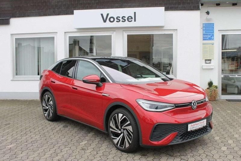 Gebraucht VW ID.5 Pro 150 kW (204 PS) 2024 Kings red metallic (metallic) SUV