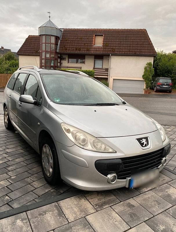 Silber Gebraucht 2008 Peugeot 307 Kombi | 2.200 € - Bild 1/4