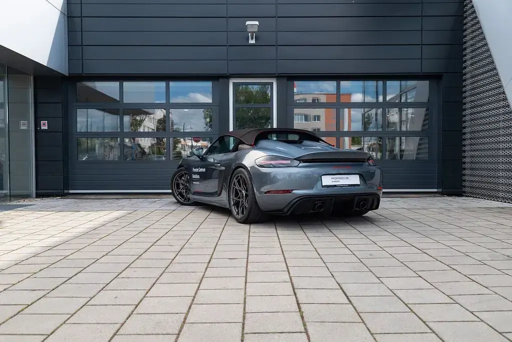 Gebraucht Porsche 718 500 PS (367 kW) 2026 Grau