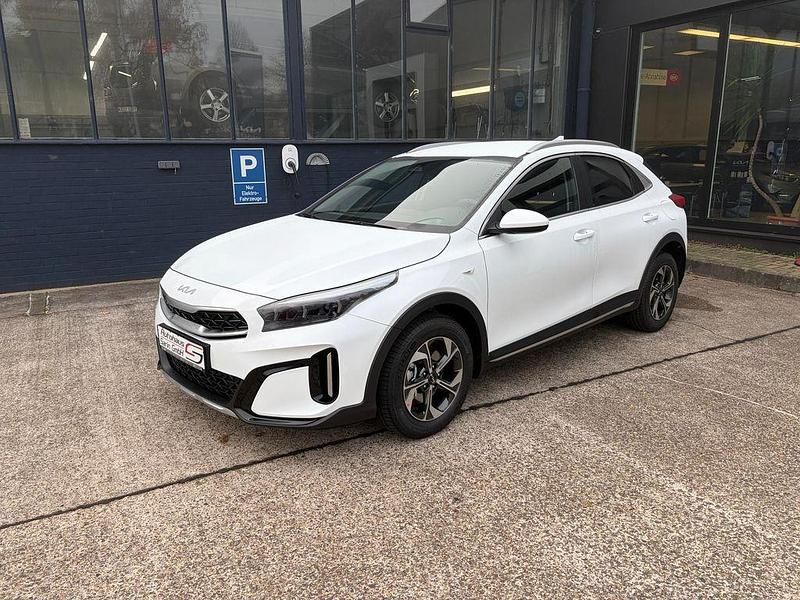 Neu Kia XCeed 116 PS (85 kW) 2025 Weiß SUV