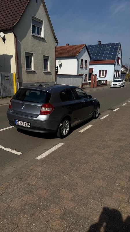 Gebraucht BMW 116 116 PS (85 kW) 2005 Grau Kleinwagen
