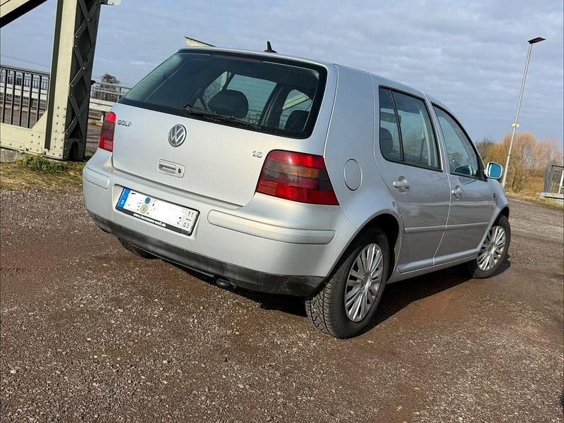 Gebraucht VW Golf III Basis 101 PS (74 kW) 1999 Silber Limousine