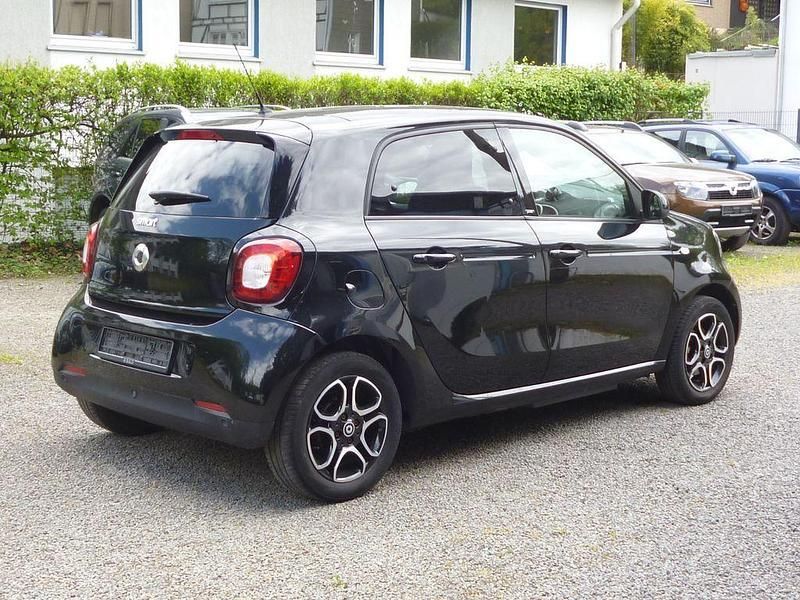 Gebraucht Smart ForFour Electric Drive 41 kW (56 PS) 2018 Schwarz Limousine