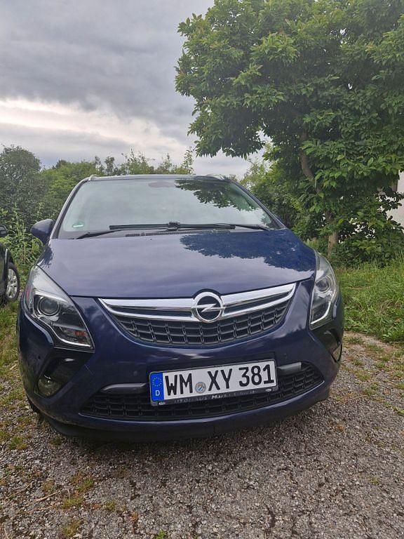 Blau Gebraucht 2015 Opel Zafira Tourer Innovation Van / Kleinbus | 7.500 € (Fairer Preis) - Bild 1/4