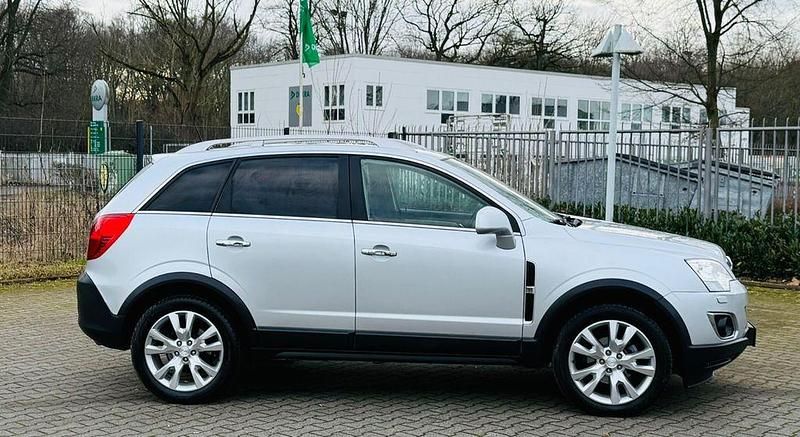 Gebraucht Opel Antara Cosmo 167 PS (122 kW) 2016 Silber SUV