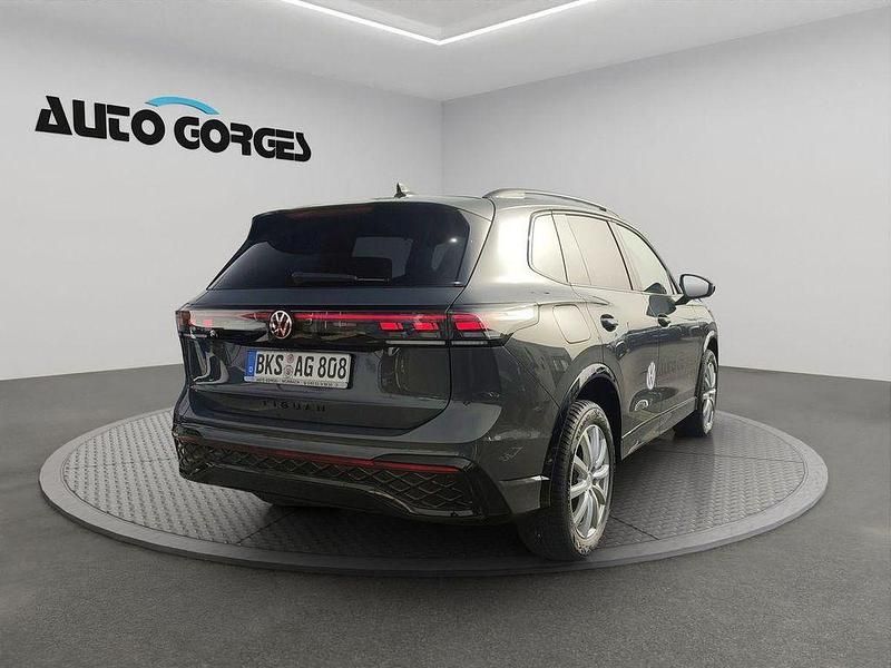 Gebraucht VW Tiguan Style 204 PS (150 kW) 2026 Grau SUV