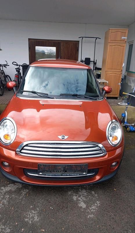 Gebraucht Mini Cooper Coupé 122 PS (89 kW) 2010 Orange Coupé