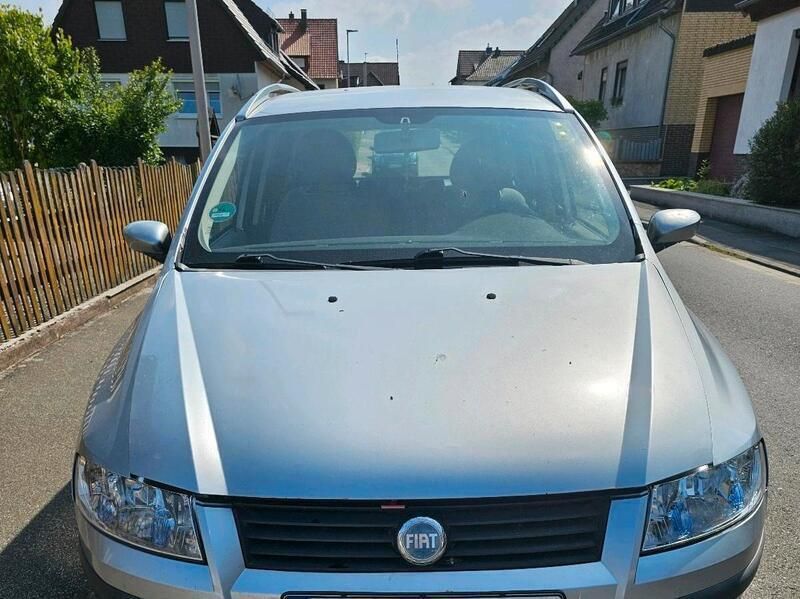 Silber Gebraucht 2005 Fiat Stilo Kombi | 1.000 € (Fairer Preis) - Bild 1/4