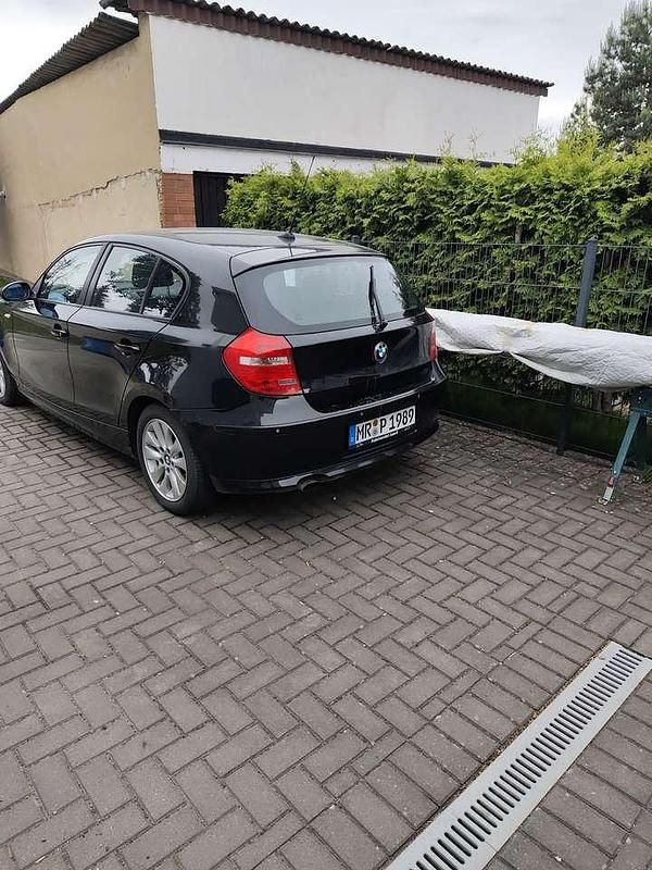 Schwarz Gebraucht 2007 BMW 116 Kleinwagen | 1.050 € (Superpreis) - Bild 1/4