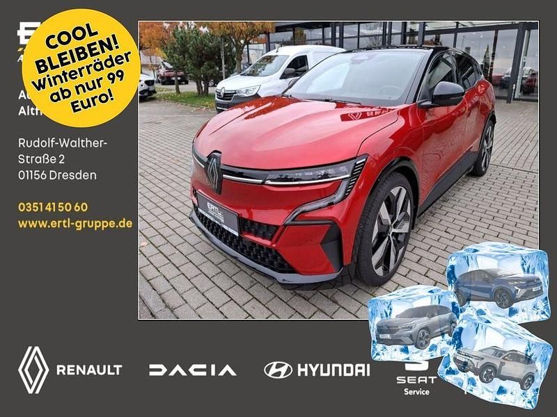 Dezirrot metallic Gebraucht 2022 Renault Mégane Techno Limousine | 29.980 € (Fairer Preis) - Bild 1/3