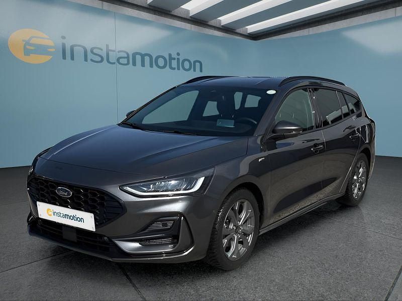 Grau Gebraucht 2023 Ford Focus Kombi | 25.949 € (Etwas zu teuer) - Bild 1/4