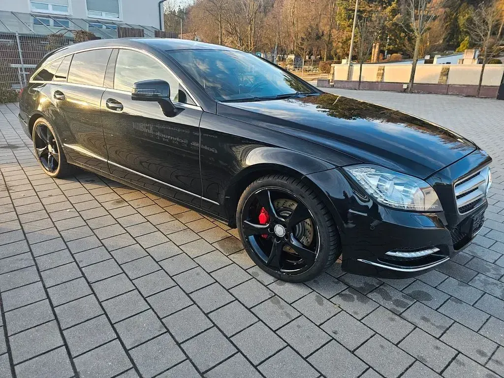 Gebraucht Mercedes CLS350 Shooting Brake 265 PS (194 kW) 2013 Schwarz Kombi