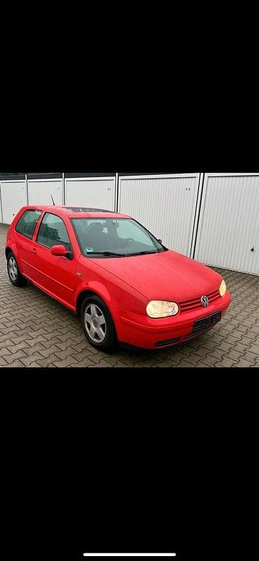 Rot Gebraucht 2001 VW Golf IV Kleinwagen | 1.200 € (Fairer Preis) - Bild 1/4