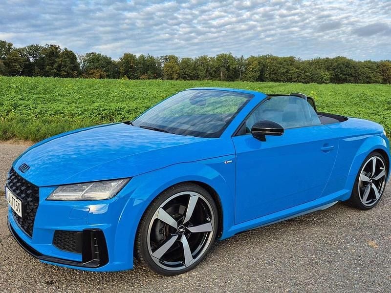 Blau Gebraucht 2019 Audi TT Roadster Design Cabrio | 28.500 € (Fairer Preis) - Bild 1/4