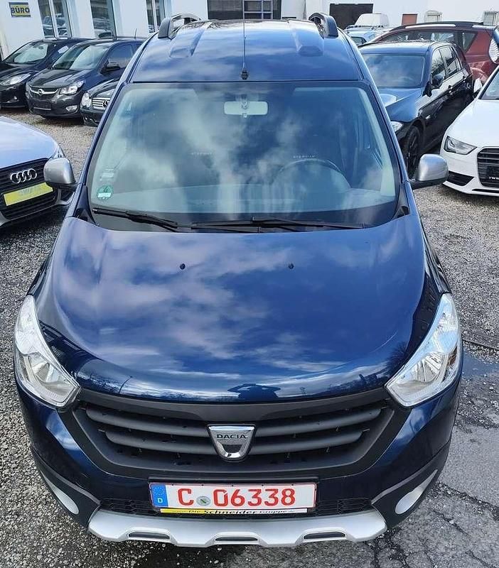 Gebraucht Dacia Dokker Stepway 116 PS (85 kW) 2017 Blau Van / Kleinbus
