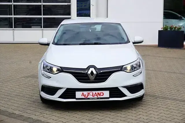Usata Renault Mégane Life 116 CV (85 kW) 2019 Bianco Berlina