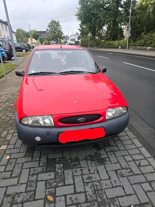 Rot Gebraucht 1997 Ford Fiesta Kleinwagen | 600 € (Fairer Preis) - Bild 1/4