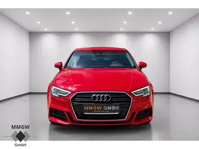 Gebraucht Audi A3 S-Line 149 PS (109 kW) 2018 Rot Limousine