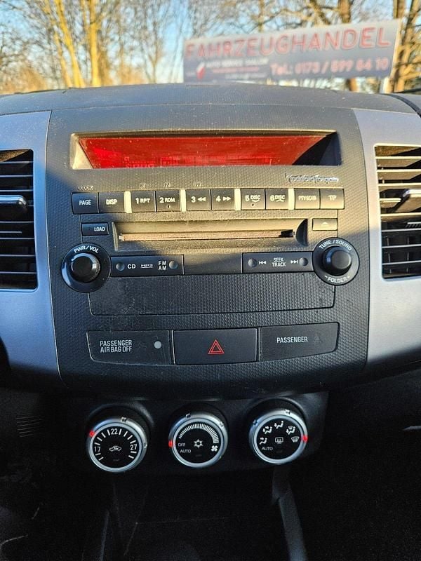 Gebraucht Mitsubishi Outlander 156 PS (114 kW) 2008 Weiß SUV