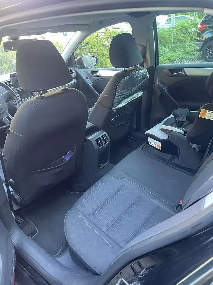 Gebraucht VW Golf VI Team 105 PS (77 kW) 2010 Schwarz Kleinwagen