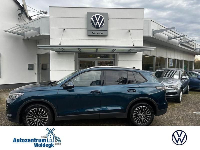 Blau Gebraucht 2025 VW Tiguan Life SUV | 34.900 € (Fairer Preis) - Bild 1/4