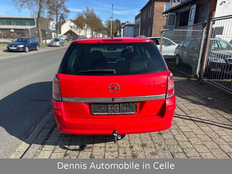 Gebraucht Opel Astra 116 PS (85 kW) 2009 Rot Kombi