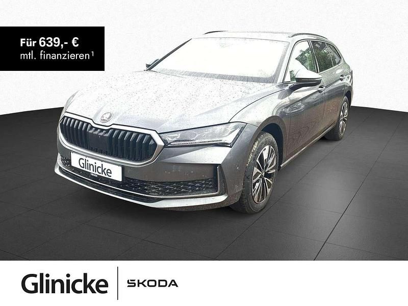Graphitegrau metallic Neu 2025 Skoda Superb Selection Kombi | 46.190 € (Etwas zu teuer) - Bild 1/2