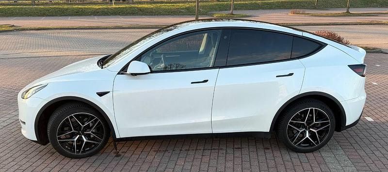 Gebraucht Tesla Model Y 274 kW (373 PS) 2022 Weiß SUV