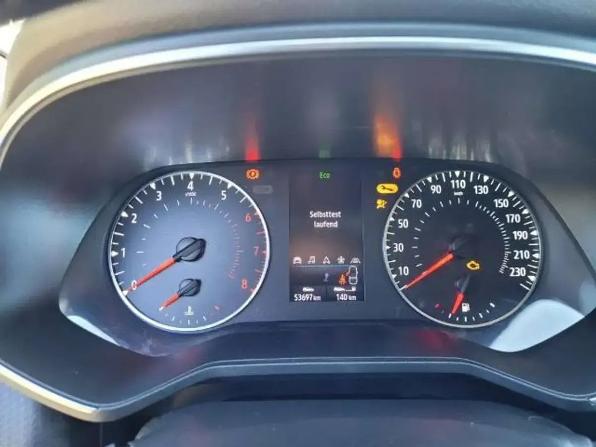 Gebraucht Renault Clio Experience 101 PS (74 kW) 2020 Blackpearlschwarz Kleinwagen