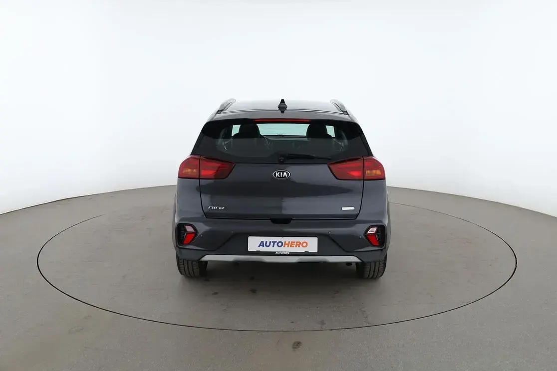 Używany Kia Niro Vision 44 KM (32 kW) 2020 Szary SUV