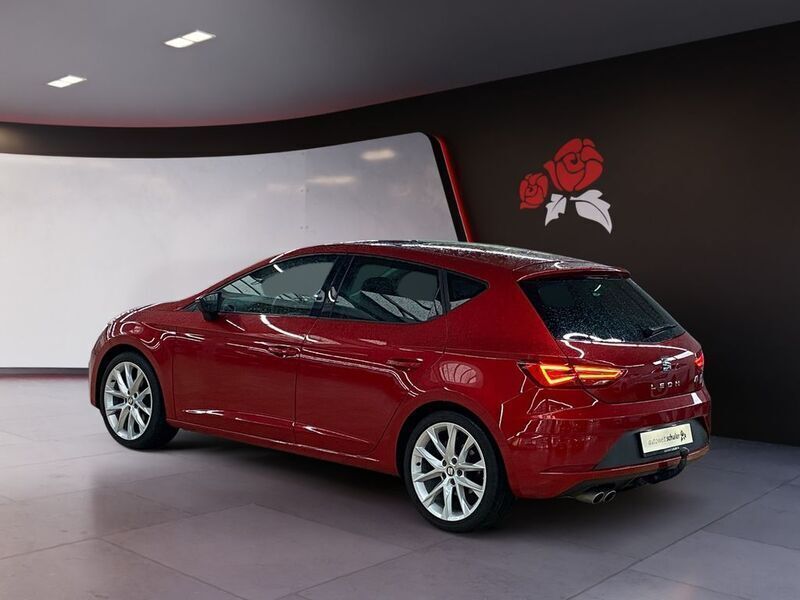 Gebraucht Seat Leon FR 150 PS (110 kW) 2017 Rot Limousine