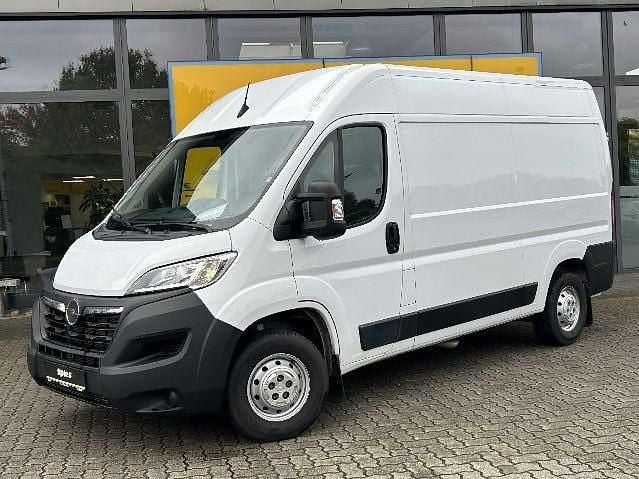 Weiß Gebraucht 2022 Opel Movano Van | 19.990 € (Guter Preis) - Bild 1/4