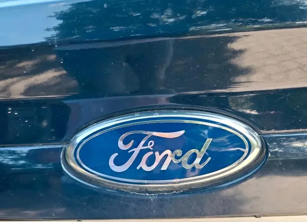 Gebraucht Ford Focus 100 PS (73 kW) 2010 Blau Limousine